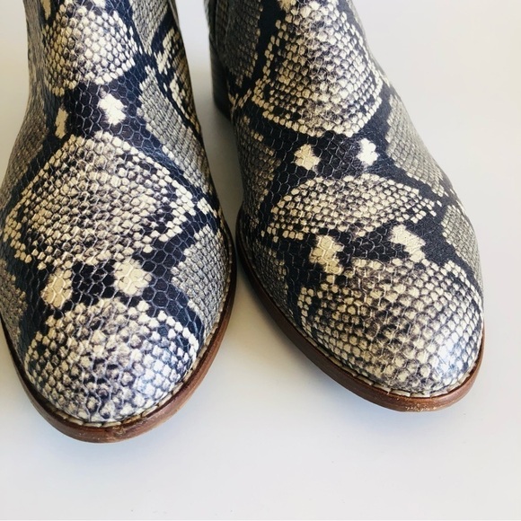 Madewell The Carina Snakeprint Chelsea Booties - Picture 6 of 16